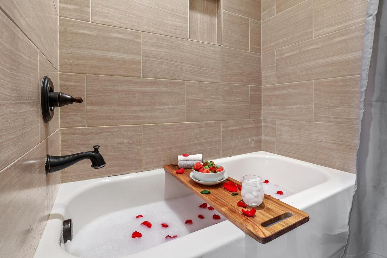 Black Bear Cabin With Hot Tub Woodland Park Ngoại thất bức ảnh